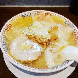 塩中華そば＋ワンタン＋大盛り