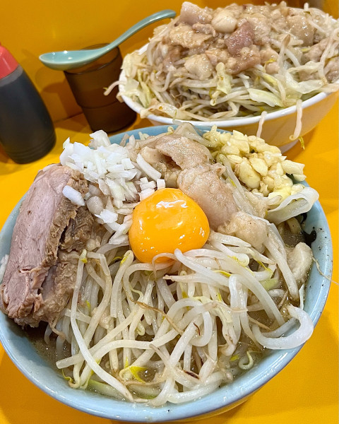「ドSドクロ ニンニク ヤサイ爆マシ(2丼) アブラマシマシ」@ラーメン二郎 八王子野猿街道店2の写真