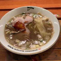 すごい煮干ラーメン（普通盛）　950円
