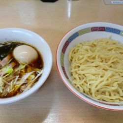 煮干し鰮つけ麺味玉ねぎチャーシュー入り（1,800円）