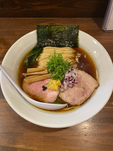 「醤油らぁ麺」@だれやめやの写真