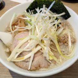 コッテリの塩らー麺