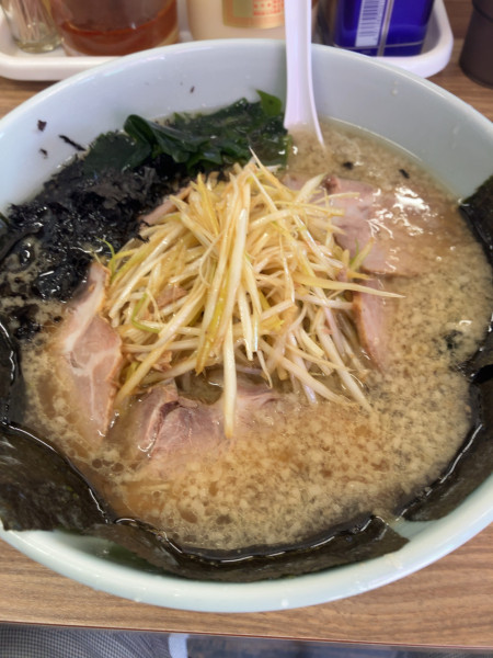 「ネギコテチャーシュー普通盛1300円」@ラーメンショップ 津島本店の写真