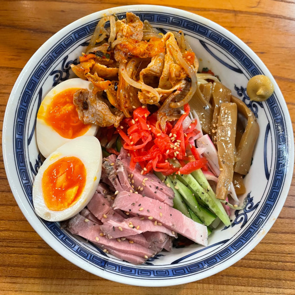 「【SNS限定】冷やし中華＋豚バラキムチ」@アメノオトの写真