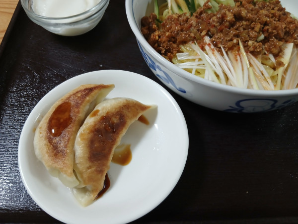 「セットの餃子（冷し担々セット1080円）」@苗記餃子房の写真