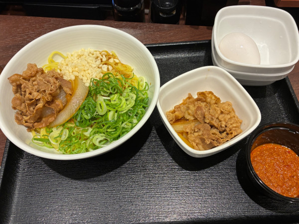 「牛玉スタミナまぜそば」@吉野家 川口駅東口店の写真