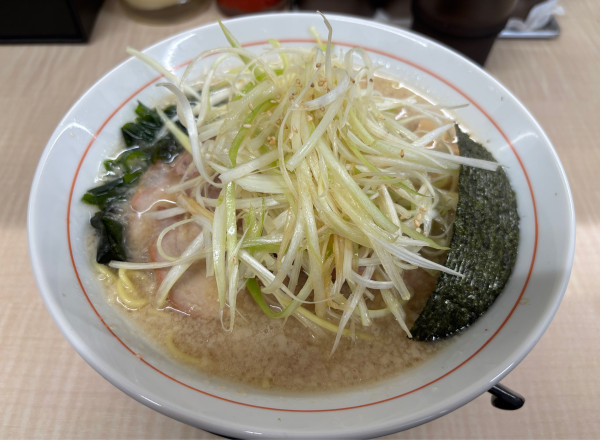 「ネギチャーシューメン」@ニューラーメンショップ 越谷の写真