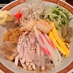 冷やし中華　1100円