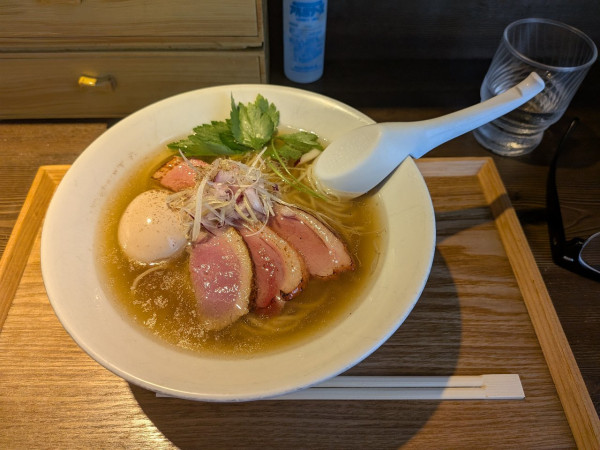 「特製最上鴨中華蕎麦 (塩)」@鴨出汁中華蕎麦 麺屋yoshikiの写真