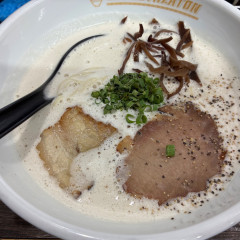 トンコツヌードルズ タザトンの画像