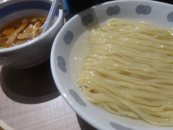 「鰹昆布水のどごし生つけそば　温スープ　1,000円」@富喜製麺研究所 五反田店の写真