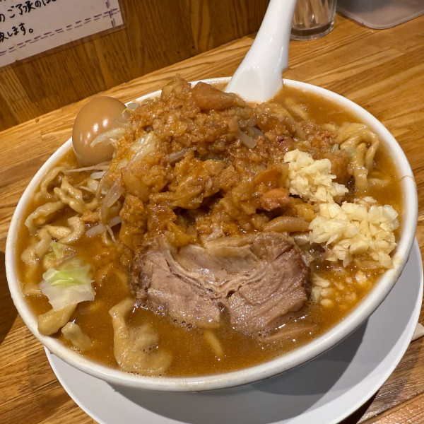 「ラーメン濃厚DX ・味玉『コール』にんにく、アブラ」@自家製麺88の写真