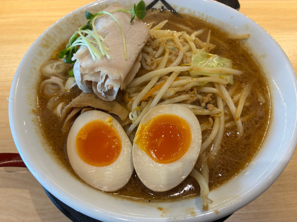 「味噌ラーメン　890円」@蔵味噌ラーメン 晴っぴ 厚木店の写真