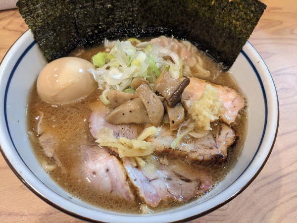「特製生姜醤油ラーメン」@ラーメンパーク あずーるの写真