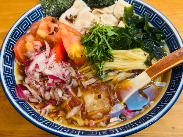 「冷やしらーめん 1,200円 大盛 120円」@ラーメン トウカンヤの写真