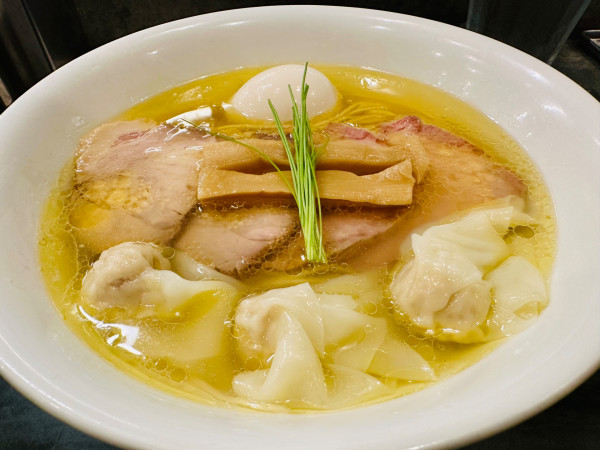 「特製しお鶏そば【1620円】」@らぁ麺 やまぐちの写真