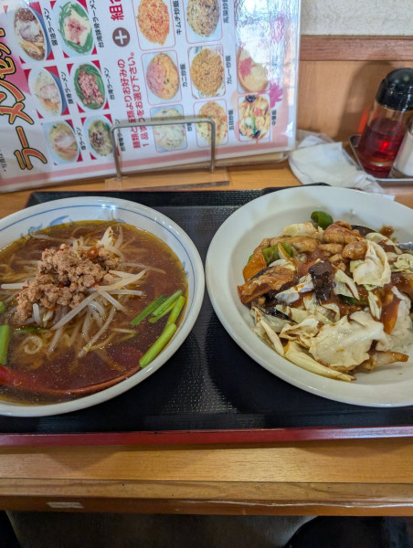 「ラーメンセット台湾ラーメン＋回鍋肉丼」@豊龍園 春日部店の写真