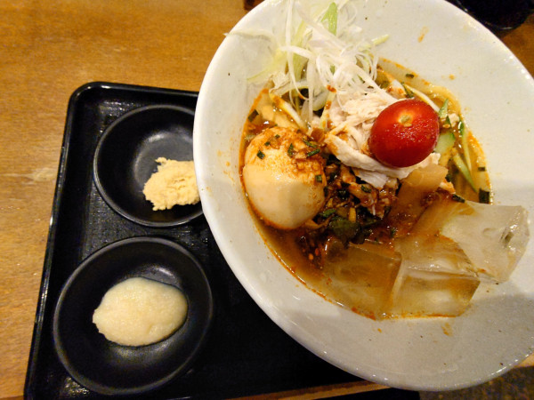 「限定 冷麺 トッピング にんにく 生姜」@らぅ麺 ガラ喰楽学校 大宮店の写真