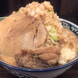 ヤバとん　950円