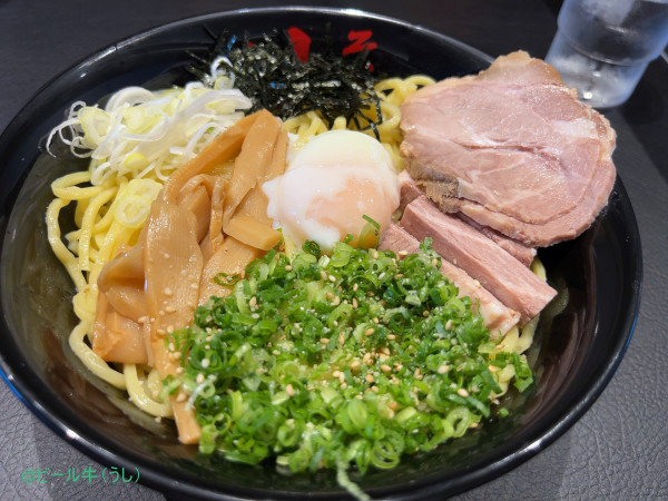 「辛味噌油そばＷ(600円　オープン記念価格)、スペシャルトッピン」@東京油組総本店 桶川組の写真