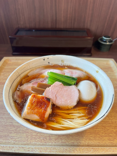 「特製出汁そば醤油」@麺亭まきたの写真