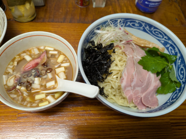「【限定】冷やし烏賊わたつけ麺」@中華そば よしかわの写真