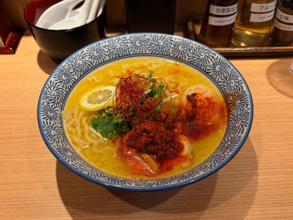 「NOBUNAGAらーめん辛味 味玉」@麺屋 NOBUNAGAの写真