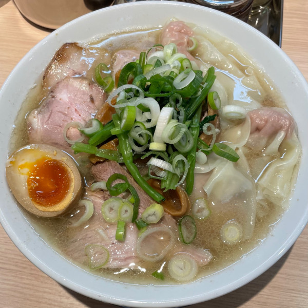 「特製塩中華そば 1,570円」@桜上水 船越の写真