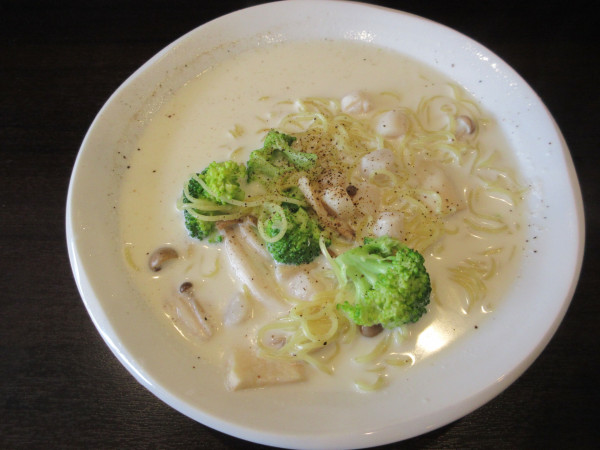 「帆立とキノコのクリームそば（790円）」@Chinese restaurant けいらくの写真