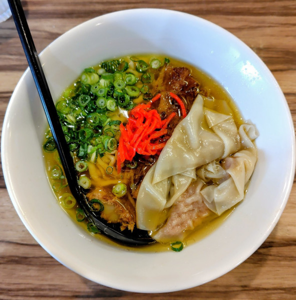 「【限定A】ソーキソバ 1000円 ワンタン 150円」@麺や ふくわらいの写真