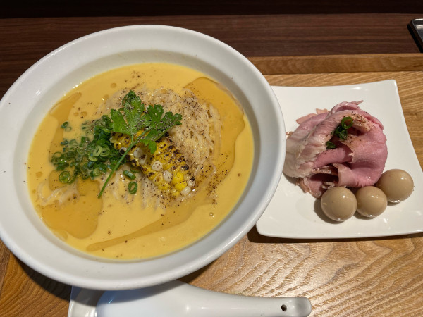 「限定 ドルチェドリームの冷やし嶽きみソバ〜焦がし醤油」@NIBOSHIMANIAの写真