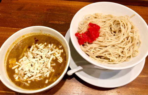 「【限定】チーズカレーつけ麺大盛り 1350円」@らぁ麺しろの写真
