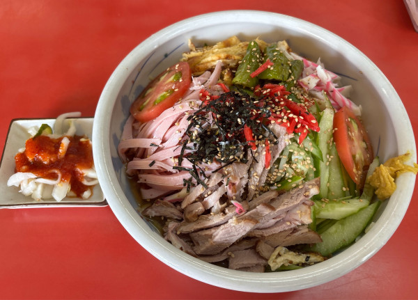 「【夏限定】冷やし五目メン」@支那そばの店 見晴亭 宮側店の写真