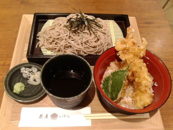 「ミニ天丼セット(880円)」@蕎麦 いまゐ アリオ亀有店の写真