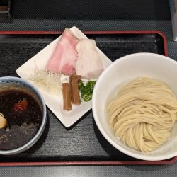 鶏醤油昆布水つけ麺