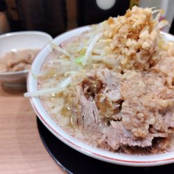 土佐塩980円　ほぐし豚150円