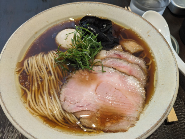 「チャーシュー麺+味玉」@Mugi と Buta ヌードルスの写真