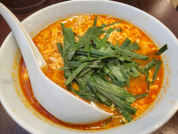 「タンタンメン中辛＋ニラ」@中華タンタンメン 金家 上星川店の写真