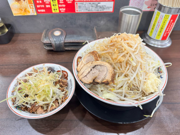 「小ラーメン野菜マシマシと豚飯(塩）」@ラーメン豚の匠の写真