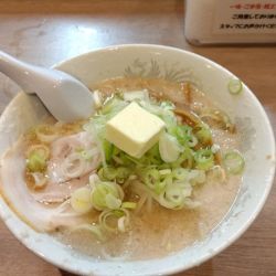 しょうゆバターらーめん