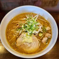 味噌　1000円　ルーロー飯　420円