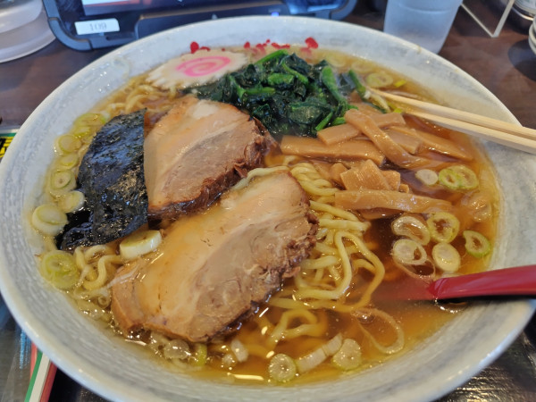 「醤油ラーメン大盛り750円」@めん王 野田みずき店の写真