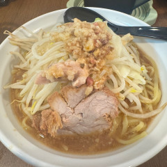 横浜家系ラーメン 星家の画像