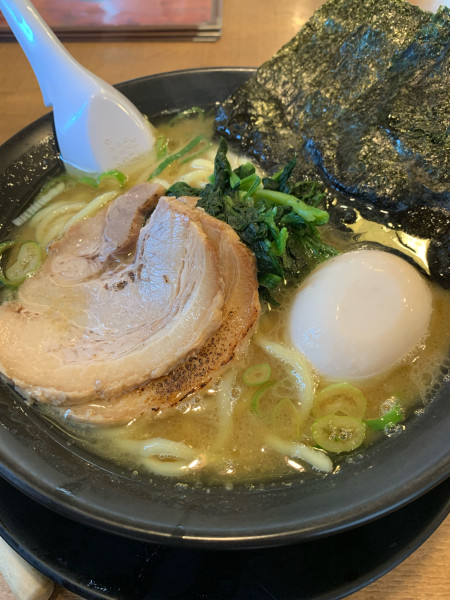 「醤油とんこつSPラーメン(油多め)」@横浜家系ラーメン 武骨家 錦店の写真