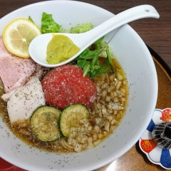 中華そば 麺ノ花の写真