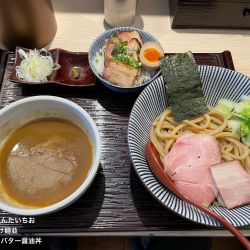つけ麺並　吊るし焼きバター醤油丼