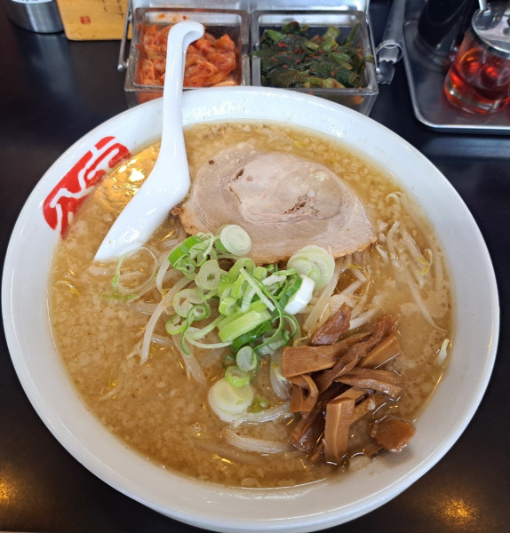 「ニラなんばんラーメンこってり980円」@宝介 一関店の写真