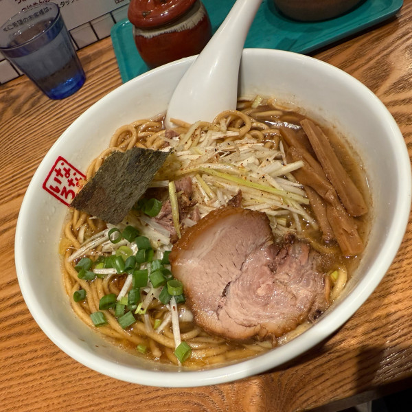 「なないろらーめん・麺中盛」@らーめん なないろの写真