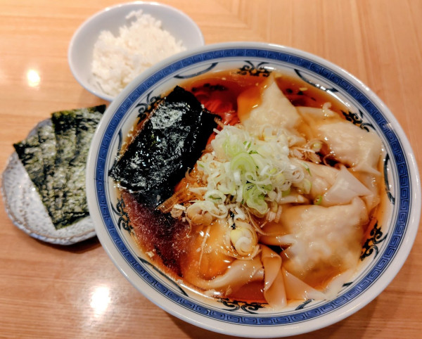 「ワンタン中華そば 750円 海苔 100円」@つじ田 東陽町店の写真