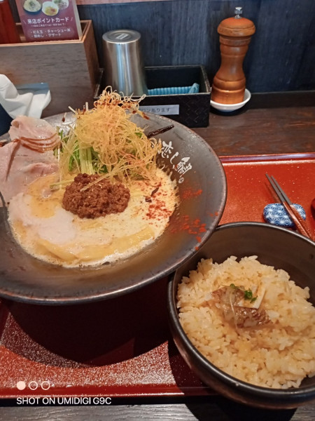 「汁あり鯛担麺（2辛）鯛めしランチセット」@恋し鯛の写真